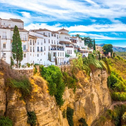 Escapade romantique à Ronda avec dîner inclus et vin mousseux offert