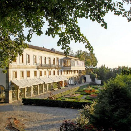 Dîner romantique et petit-déjeuner dans une chambre d'hôtel avec vue sur Braga (2 nuits)