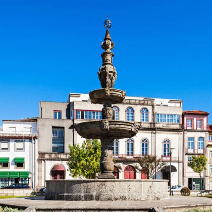 Escapada con cena  y copa de vino en la preciosa Braga al estilo luso