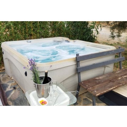 Bono Regalo Jacuzzi para 2 en Alquería de Los Lentos, Granada