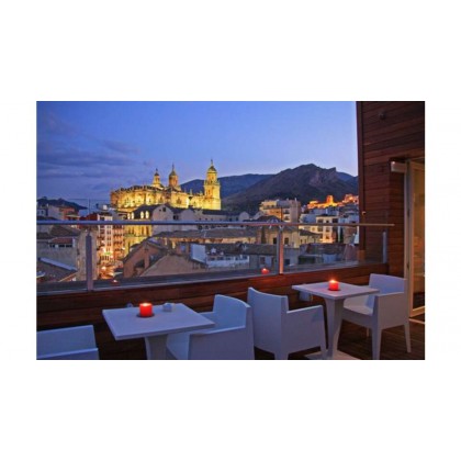 Getaway in the historic centre of Jaén with wonderful views from the hotel