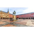 Escapadinha hotel ao lado da Plaza Mayor no quarto com varanda