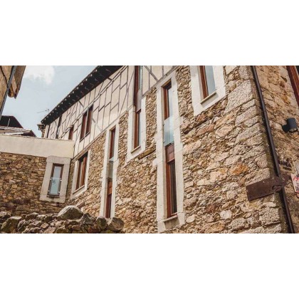 Escapada con desayuno y bombones en una bonita casona en plena sierra de Francia