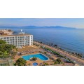 Half-board in L'Escala in a hotel on the seafront