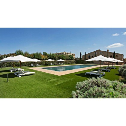 Luxury junior suite with private spa in Catalan Tuscany