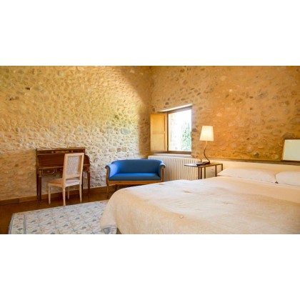 Luxury junior suite with private spa in Catalan Tuscany