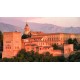 Getaway in the centre of Granada with breakfast and flamenco show included