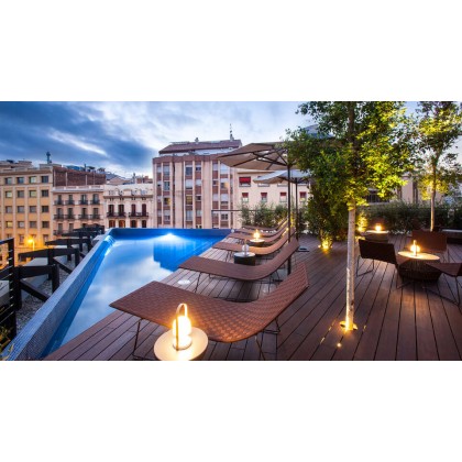 5* Luxury in the centre of Barcelona with bottle of cava and much more