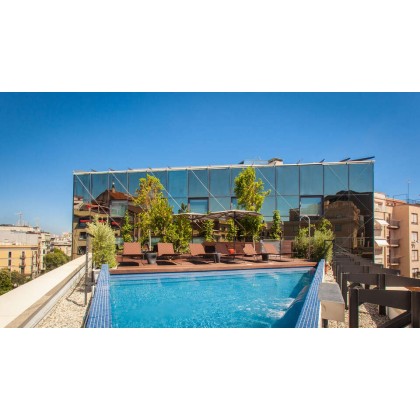 5* Luxury in the centre of Barcelona with bottle of cava and much more