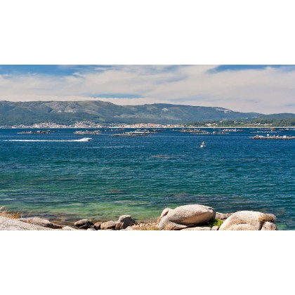 Disfruta de las playas de Sanxenxo y da un paseo en barco a las Islas Cíes