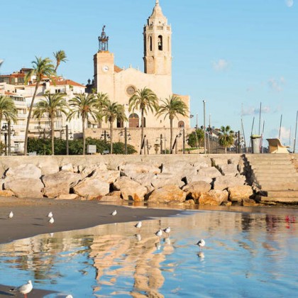 Escapada familiar con un niño incluido en la costa del Garraf