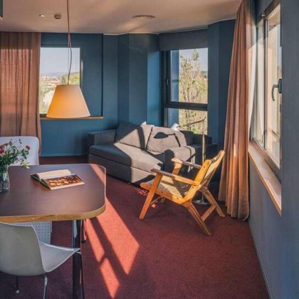 Escapadela perto de Barcelona: com bebida de boas-vindas e muito mais num moderno hotel de 4*