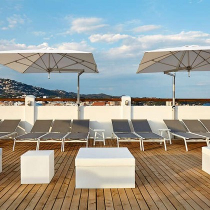 Escape to an oasis of luxury and elegance in the centre of Lloret de Mar