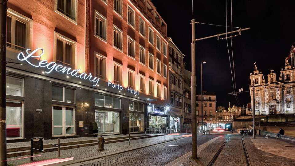 Legendary Porto Hotel