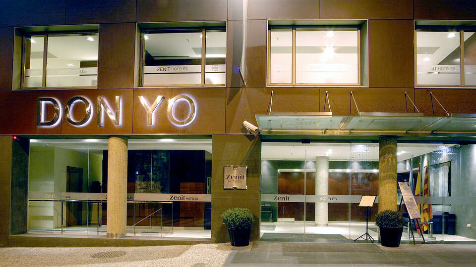 Hotel Zenit Don Yo